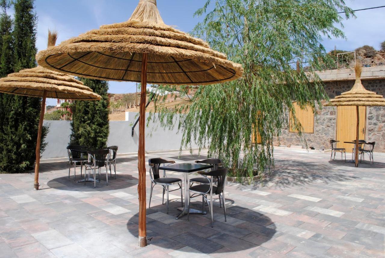 Tamanoucht Hotel Ifrane  Exterior photo