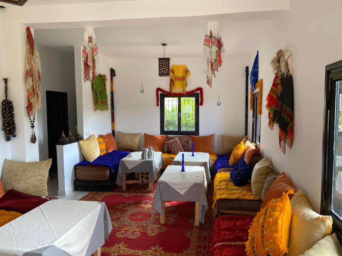 Tamanoucht Hotel Ifrane  Exterior photo